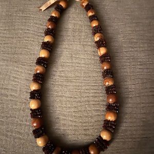 Hawaiian Lei 36” mixed seed and nut!